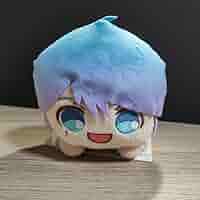 Amazon.co.jp: いれいす 寝そべりぬいぐるみ ほとけ : おもちゃ